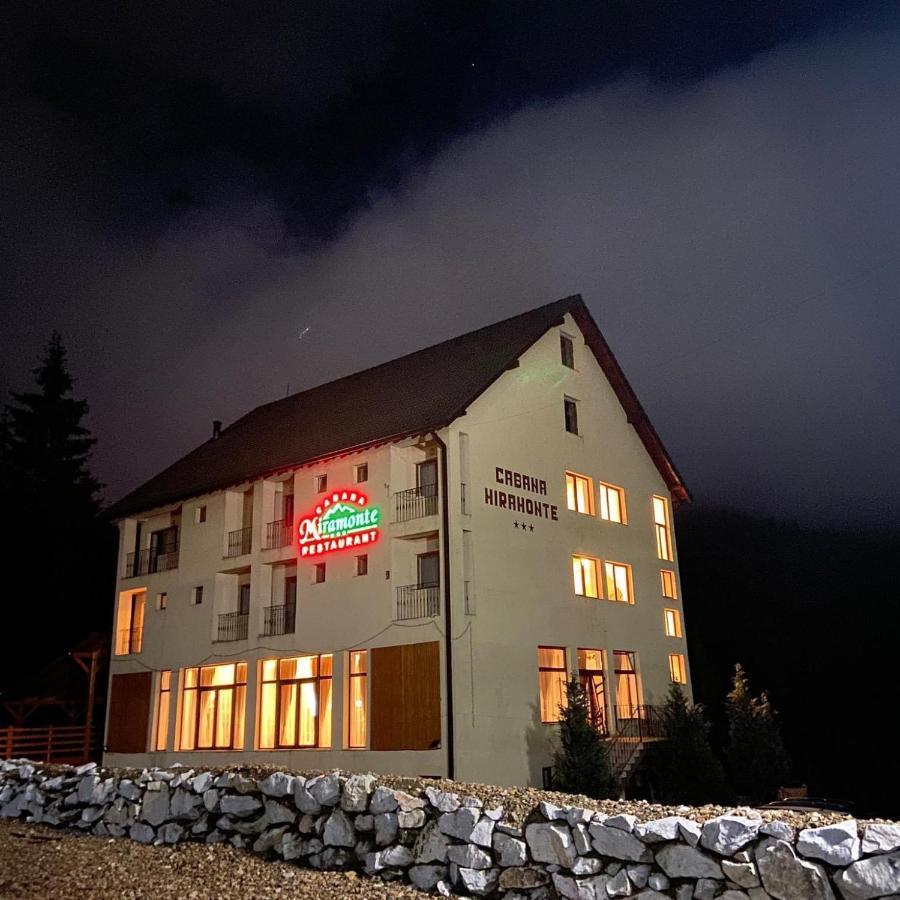 Cabana Miramonte Vartop Arieseni Екстер'єр фото